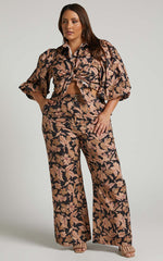 Amalie The Label - Rosabel Linen Blend High Waisted Wide Leg Pants in Kora Print